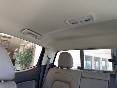 Used 2018 GMC Canyon SLT w/ Driver Alert Package image 13