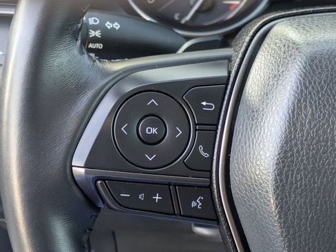 Used 2024 Toyota Camry SE image 20