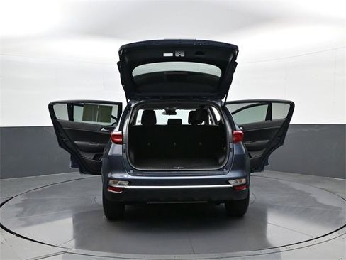 Used 2022 Kia Sportage LX image 32