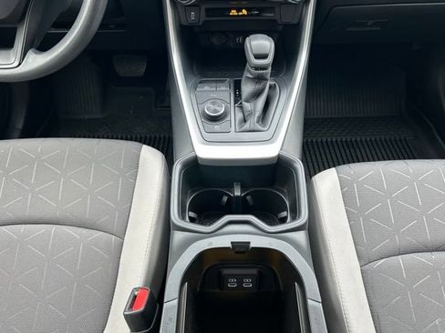 Used 2025 Toyota RAV4 XLE AWD/4WD image 64