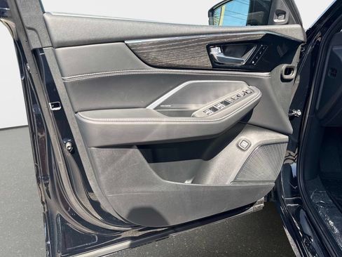 Used 2026 Acura MDX SH-AWD w/ Advance Package image 17