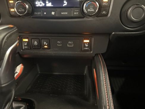 Used 2023 Nissan Frontier PRO-4X w/ Pro Convenience Package image 21