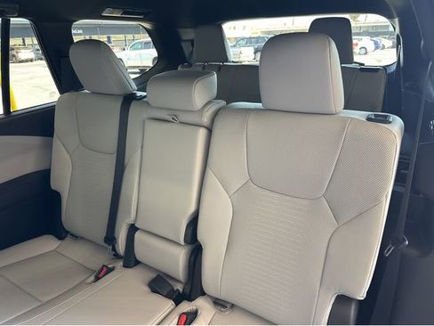 New 2026 Lexus TX 350 FWD image 18