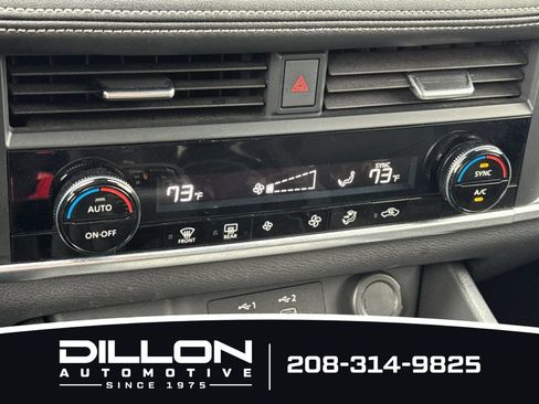 Used 2025 Nissan Rogue SV AWD/4WD image 23