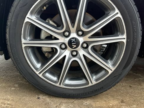 Used 2017 Kia Soul ! w/ Tech Package FWD image 24
