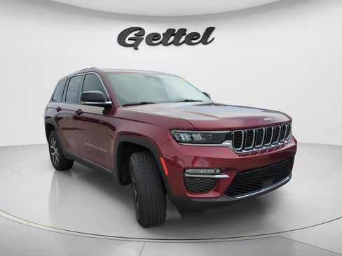 Used 2023 Jeep Grand Cherokee Limited AWD/4WD image 13