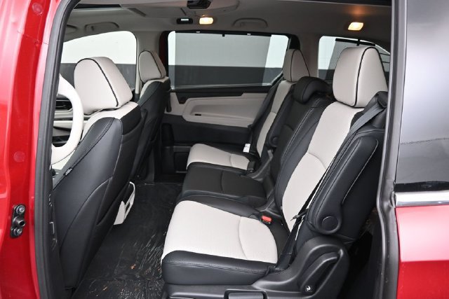 New 2027 Honda Odyssey Elite image 15