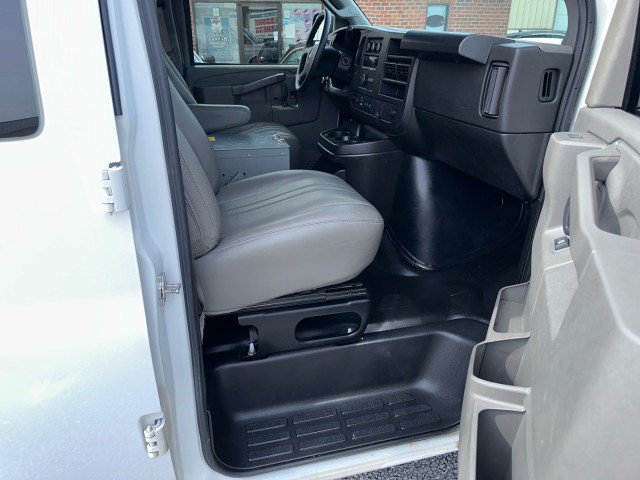 Used 2024 GMC Savana 2500 w/ Driver Convenience Package RWD image 22