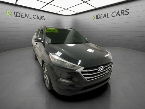 Used 2017 Hyundai Tucson Value FWD image 3