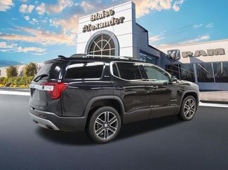 Used 2023 GMC Acadia SLT w/ Technology Package AWD/4WD video 3