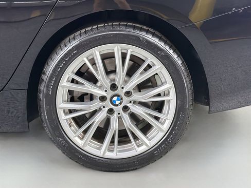 Certified 2023 BMW 330i xDrive Sedan w/ Premium Package image 31