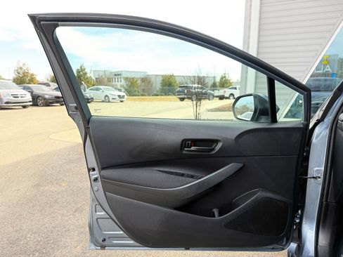 Used 2024 Toyota Corolla LE image 13