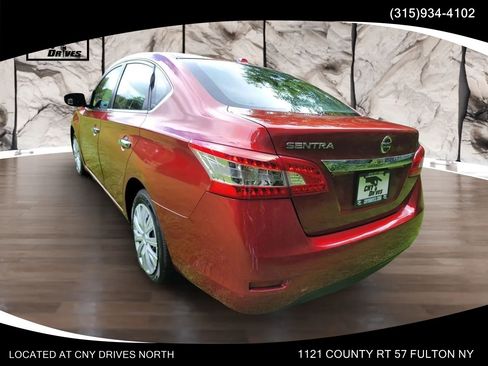 Used 2015 Nissan Sentra SV w/ Cold Weather Package FWD image 7