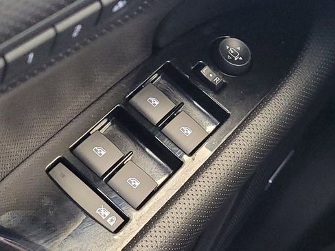 Used 2019 Cadillac XTS Luxury w/ Driver Awareness Package image 27