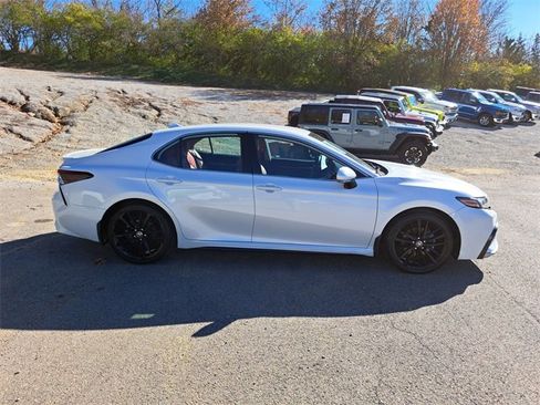 Used 2024 Toyota Camry XSE image 6