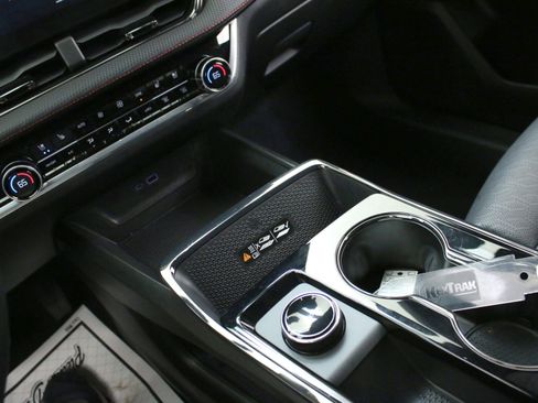 Certified 2025 Chevrolet Equinox RS w/ Safety and Technology Package image 20