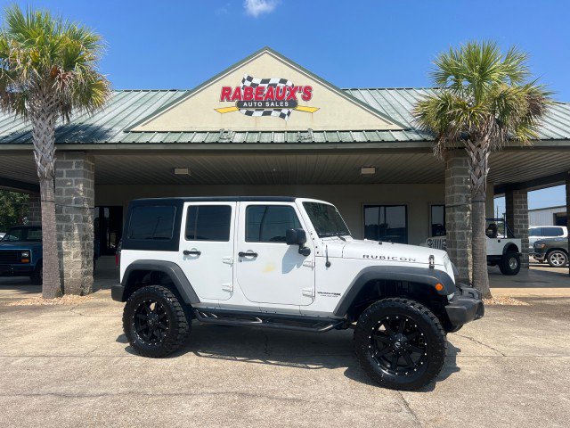Used 2018 Jeep Wrangler Unlimited Rubicon w/ Connectivity Group AWD/4WD image 1