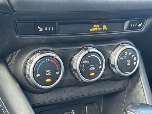 Used 2019 MAZDA CX-3 Touring FWD image 19
