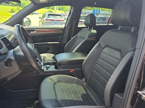 Used 2020 Volkswagen Atlas Cross Sport SEL Premium R-Line AWD/4WD image 9