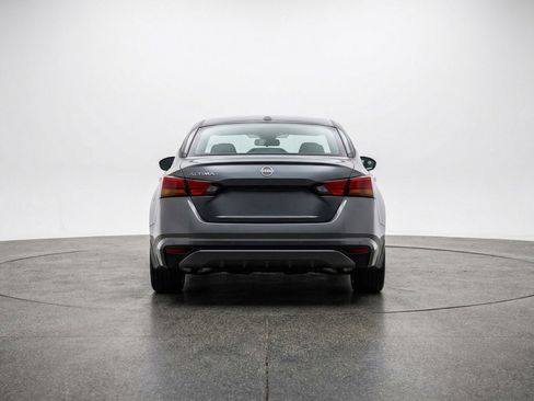 Used 2025 Nissan Altima 2.5 SV image 7