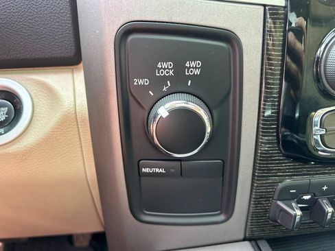 Used 2018 RAM 3500 Laramie Longhorn AWD/4WD image 19