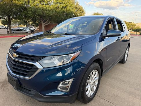 Used 2019 Chevrolet Equinox LT FWD image 3