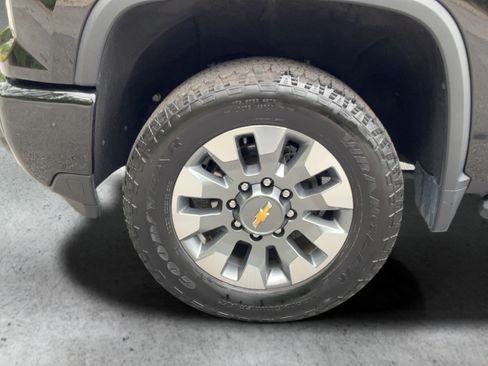 Certified 2025 Chevrolet Silverado 2500 Custom w/ Custom Value Package AWD/4WD image 24