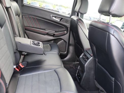 Used 2024 Ford Edge ST-Line AWD/4WD image 16