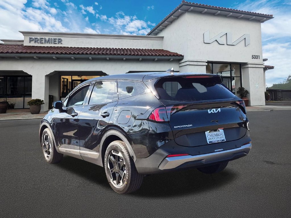 New 2027 Kia Sportage S FWD image 6
