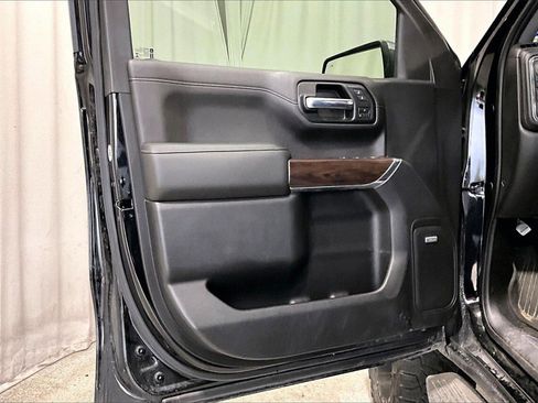 Used 2019 GMC Sierra 1500 SLT image 21
