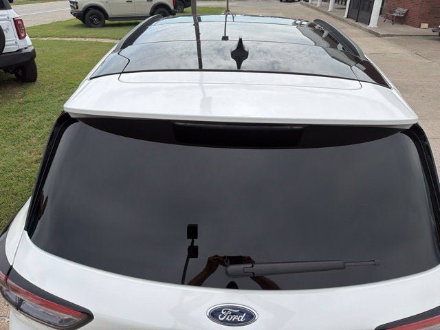 Used 2022 Ford Escape SEL FWD image 6
