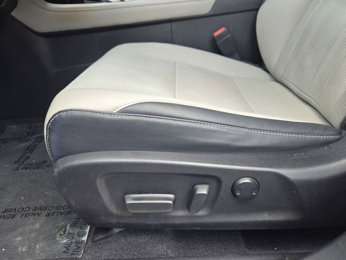 Used 2018 Lexus RX 350L FWD image 24