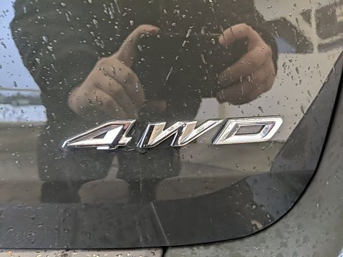 Used 2023 Ford Explorer XLT w/ Equipment Group 202A image 8