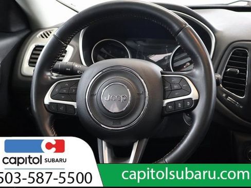 Used 2020 Jeep Compass Latitude AWD/4WD image 16