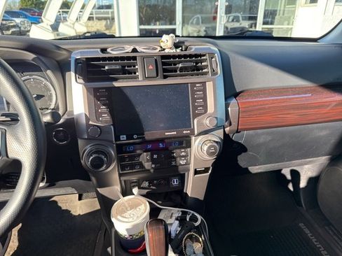 Used 2021 Toyota 4Runner Limited image 11