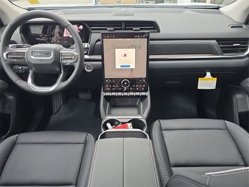 New 2026 GMC Terrain Denali w/ LPO, Floor Liner Package image 11