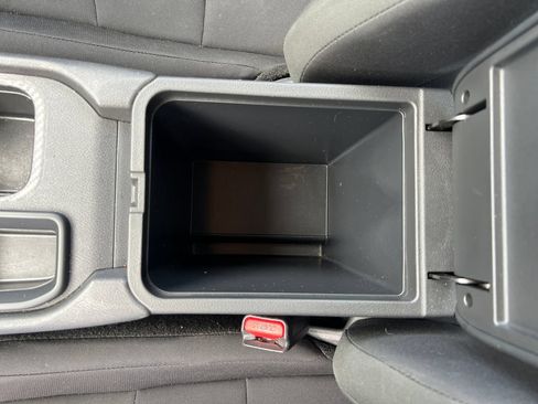Used 2025 Nissan Sentra S FWD image 25