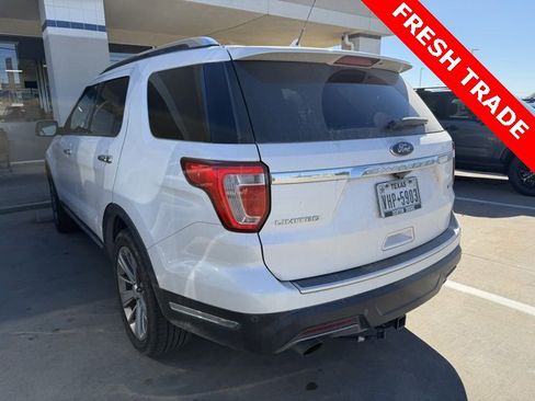 Used 2018 Ford Explorer Limited w/ Equipment Group 301A image 3