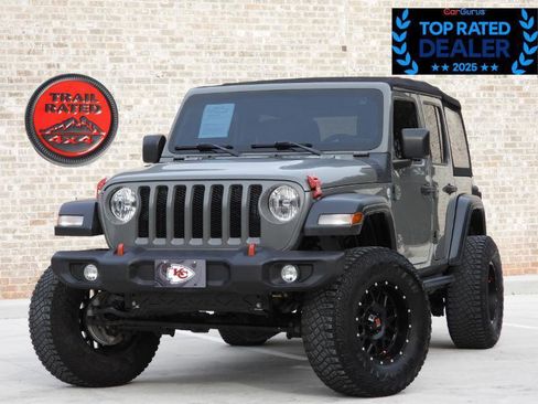 Used 2019 Jeep Wrangler Unlimited Sport S image 2