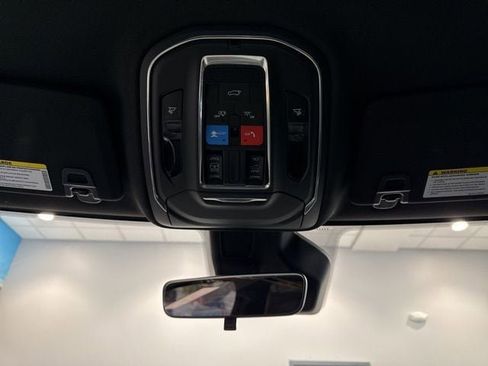 New 2025 Jeep Grand Cherokee L Altitude AWD/4WD image 32