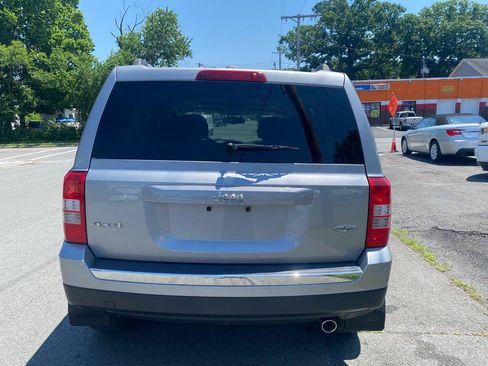 Used 2017 Jeep Patriot High Altitude AWD/4WD image 6