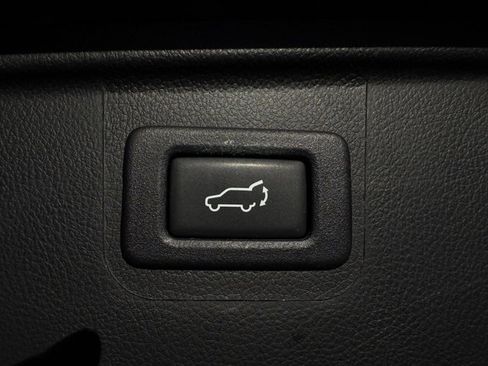 Used 2017 Subaru Outback 2.5i Limited w/ Popular Package #5 image 26