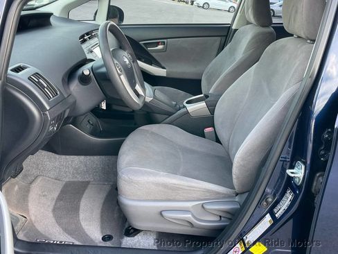 Used 2015 Toyota Prius Two FWD image 9