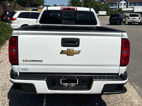 Used 2016 Chevrolet Colorado Z71 AWD/4WD image 8