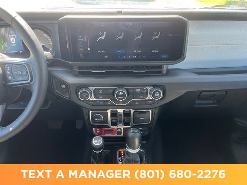 Used 2025 Jeep Wrangler Unlimited Sport S 4xe AWD/4WD image 17