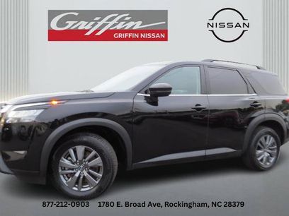 Certified 2025 Nissan Pathfinder SV