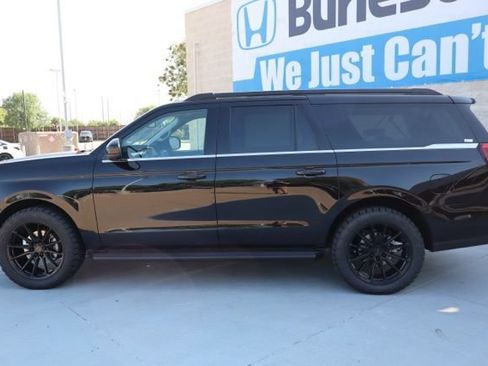 Used 2025 Ford Expedition Max Active AWD/4WD image 9