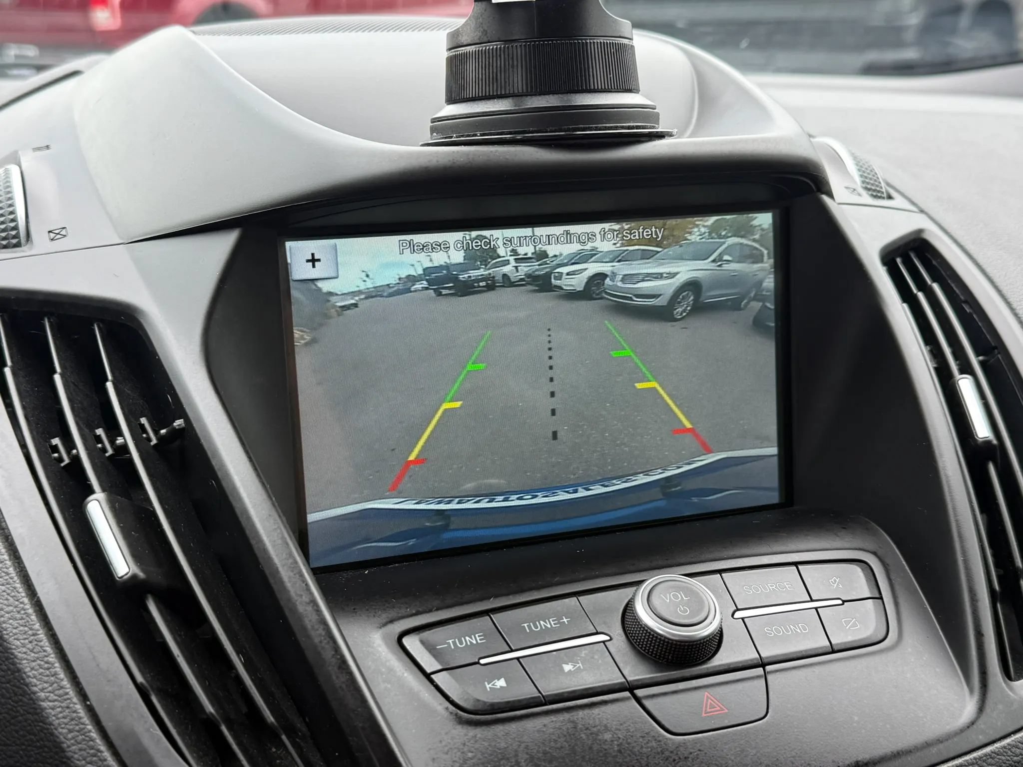 Used 2019 Ford Escape SE FWD image 24