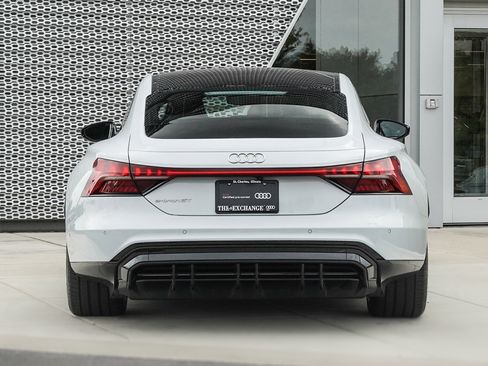 Used 2022 Audi e-tron GT Prestige w/ Prestige Package image 28