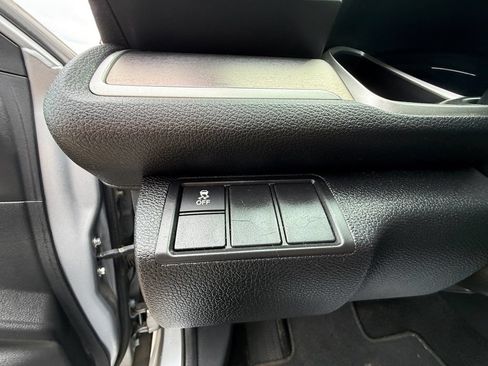 Used 2017 Honda Civic EX-L image 18
